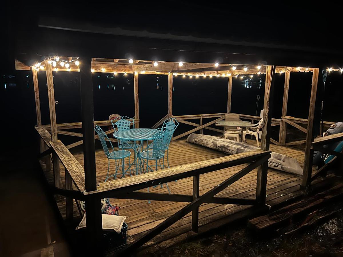צ'יפלי The Fifth Promise - A Cozy Lakehouse Retreat מראה חיצוני תמונה